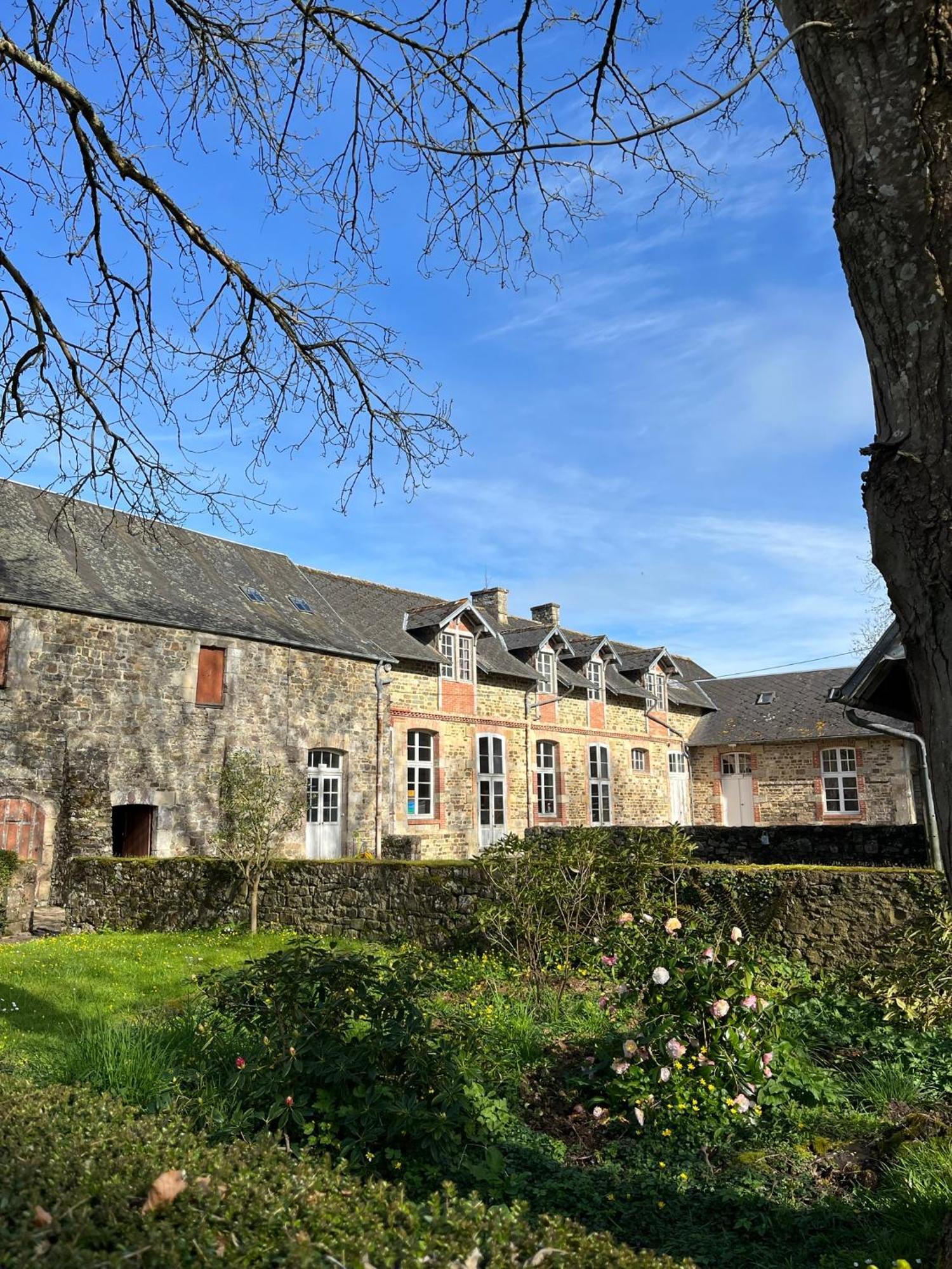 Abbaye De Blanchelande Neufmesnil Exterior foto